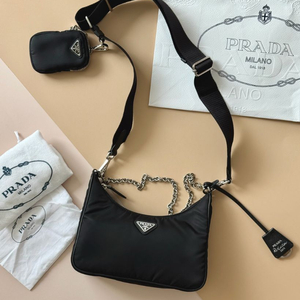 프라다 리에디션 2005 리나일론 호보백