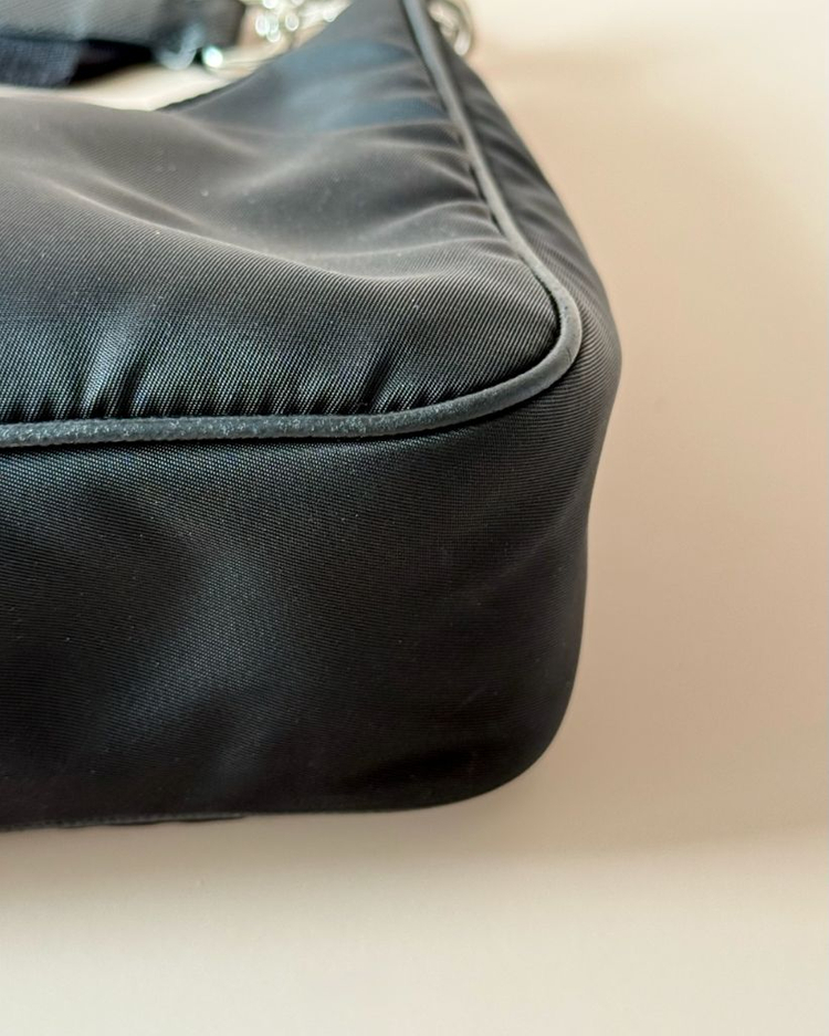 프라다 리에디션 2005 리나일론 호보백--9