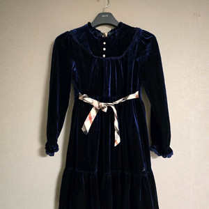 닥스키즈 밸벳 행사룩 원피스 150 사이즈