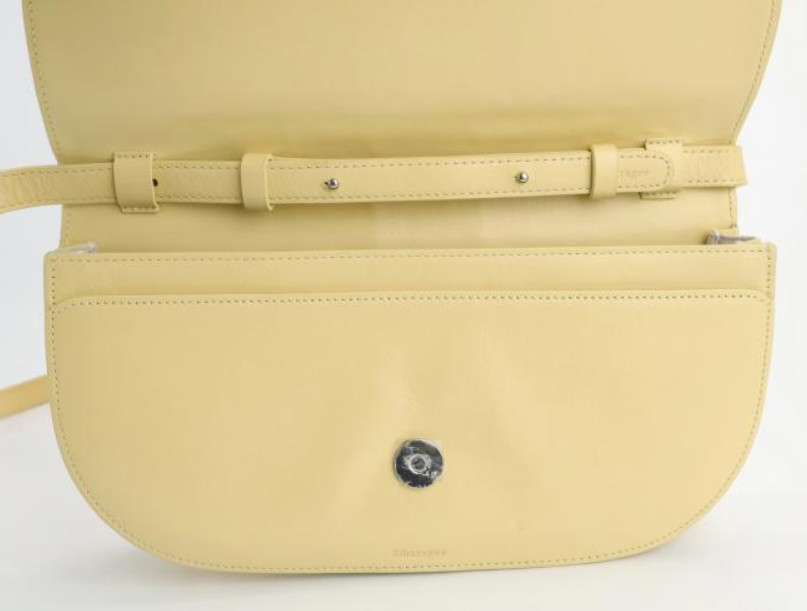 엘바테게브 크로스백 이미지