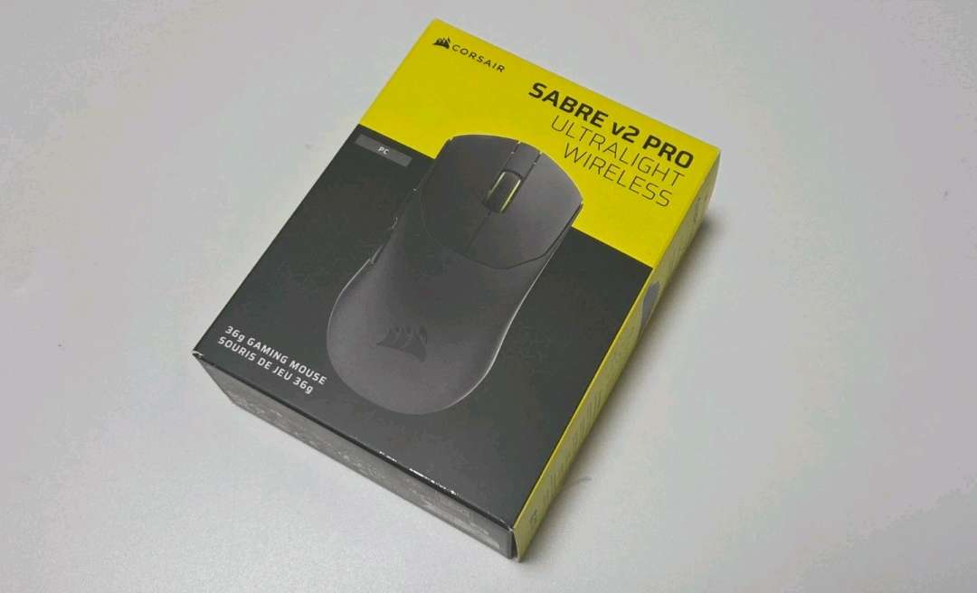 커세어 세이버 V2 PRO 무선 게이밍 마우스--0