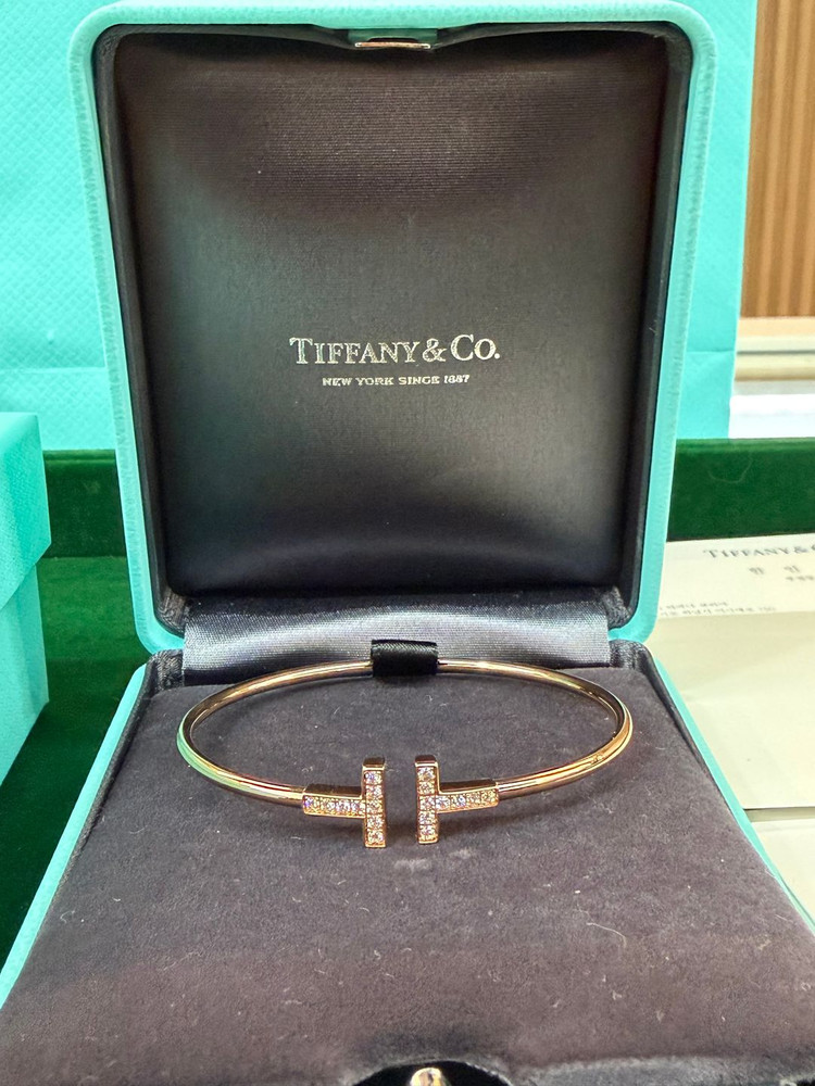 정품 티파니 T와이어 파베다이아 팔찌 로즈골드 M사이즈--6