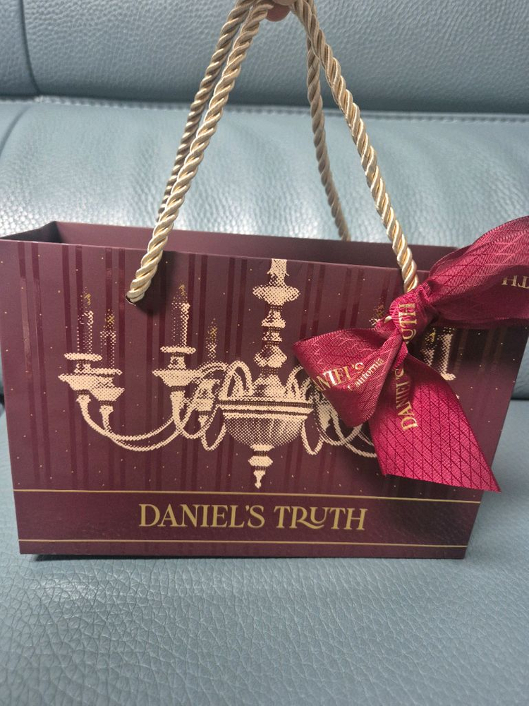 다니엘트루스 밤쉘 판매합니다.--1