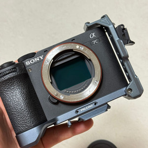 소니 A7C2 + 팔캠 L플레이트