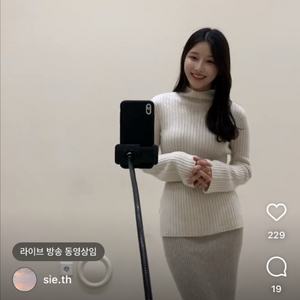 시에 콜린 캐시미어 100 터틀넥 베이지 이미지