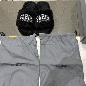 발렌시아가 시어링 슬리퍼 230-35