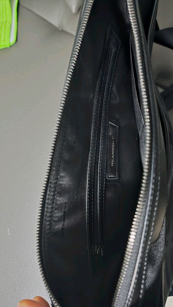 빈폴 남자 크로스백 서류가방 팝니다.--3