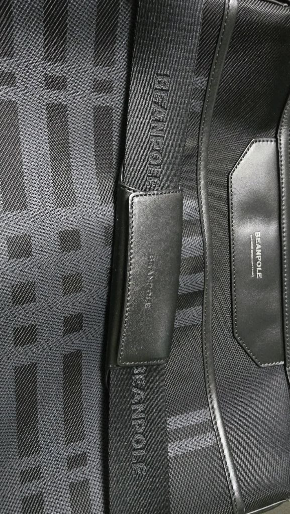 빈폴 남자 크로스백 서류가방 팝니다.--4