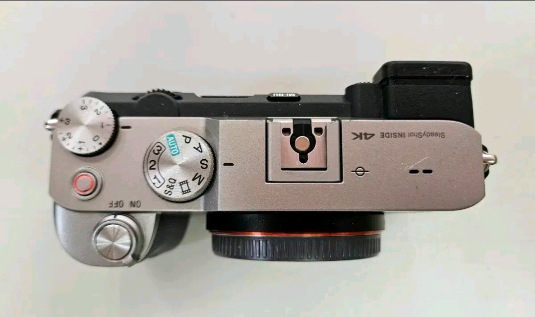 A급> 소니 A7C SONY 풀프레임 미러리스 민트급--1