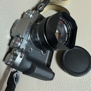 후지 X-T2 바디 + 핸드그립 이미지