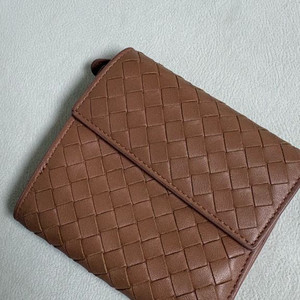 보테가베네타 인트레치아토 반지갑