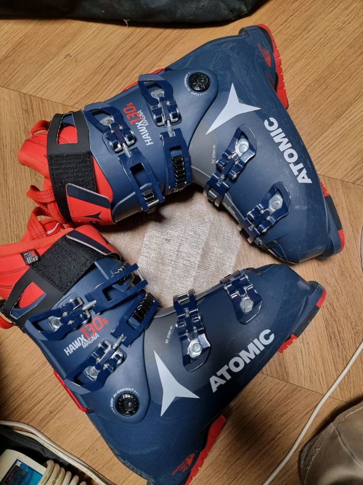 165아토믹 s9.살로몬167cm 스키플레이트. 스키부츠260.265.270 275.285 이미지