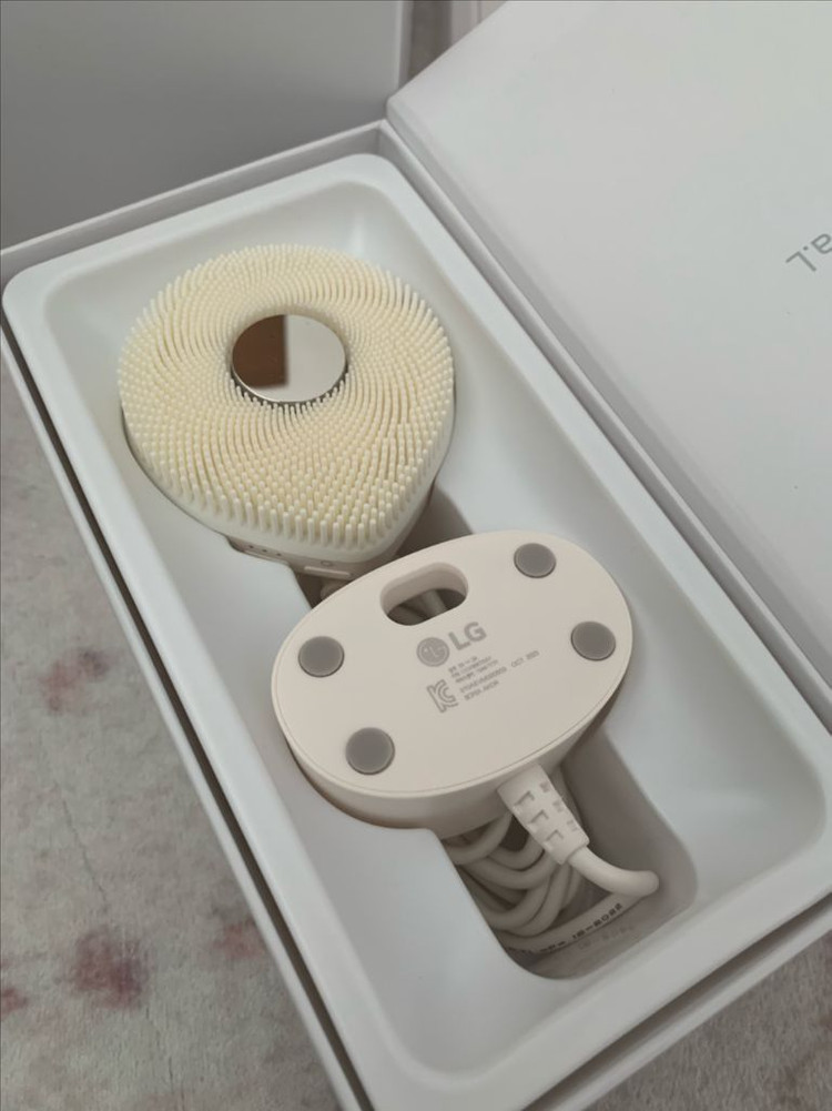 LG 프라엘 더마쎄라풀박스, 인텐시브 멀티케어 풀세트,워시팝진동클렌저 풀박스 이미지