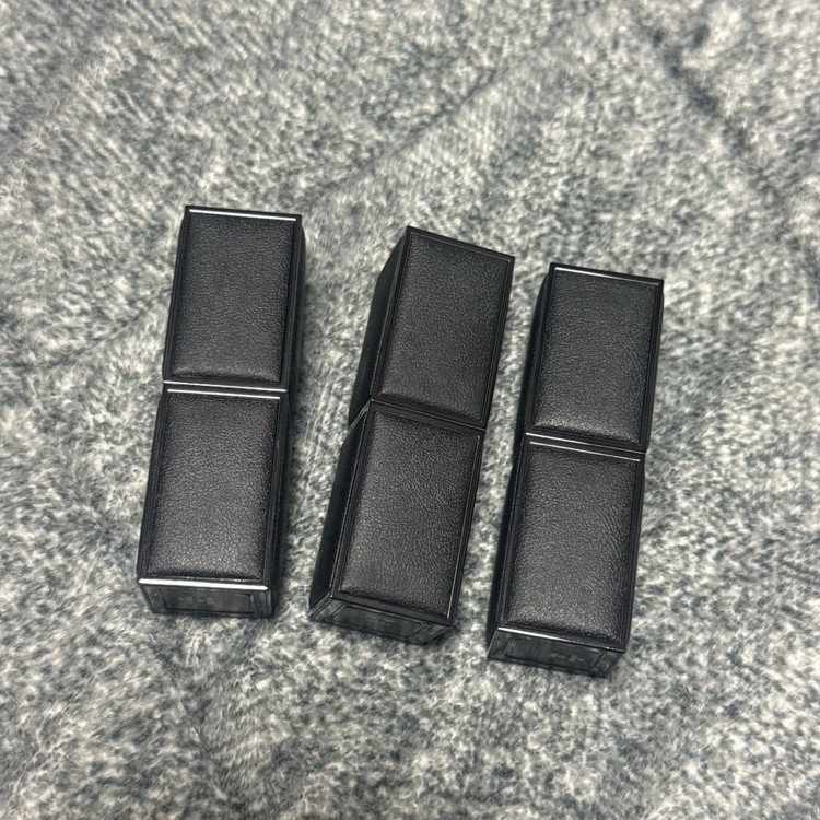 블러시 톰포드뷰티 NEW 패뷸러스 립스틱 F2,F3,F4 이미지