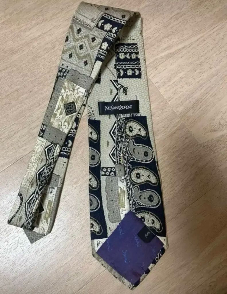 명품 넥타이 (입생로랑, 구찌 등) 이미지