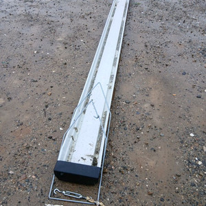 홈통커터 딸기재배상자받침대 철제품 길이4미터정도 장당13000원