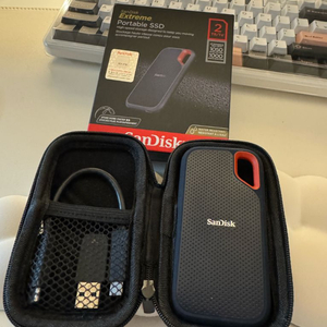 샌디스크 SSD E61 2TB 포터블 2개