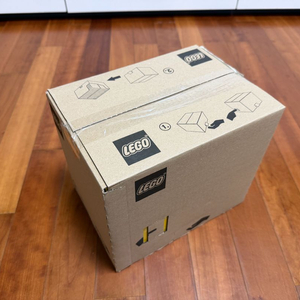 레고 71045 미니피겨 시즌25 한박스 (36개) 미개봉 판매합니다.