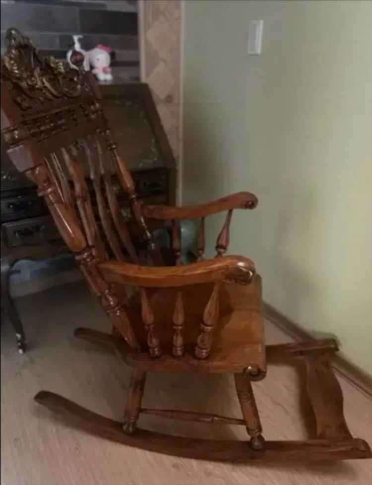 원목 흔들의자--1