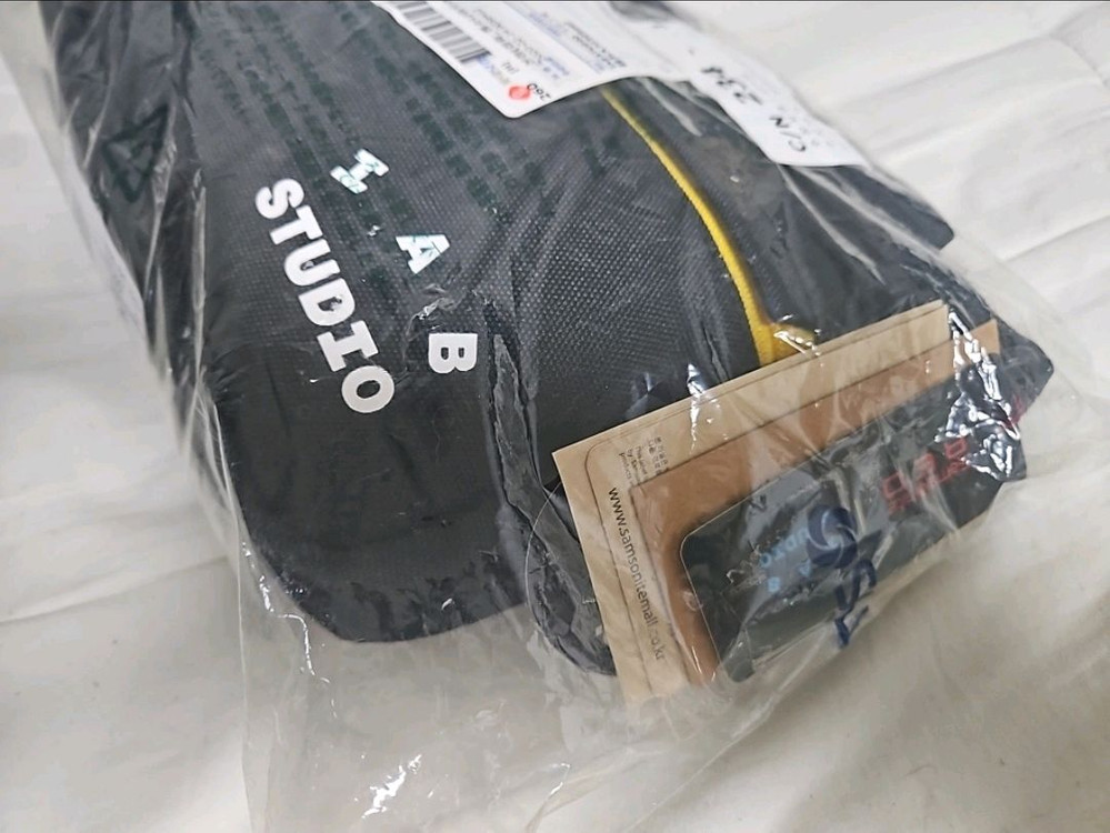 IAB STUDIO X SAMSONITE 크로스백 새상품 이미지