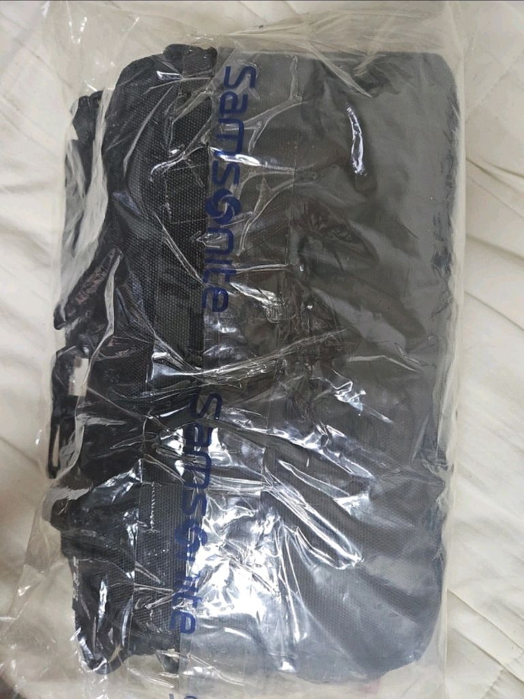 IAB STUDIO X SAMSONITE 크로스백 새상품 이미지