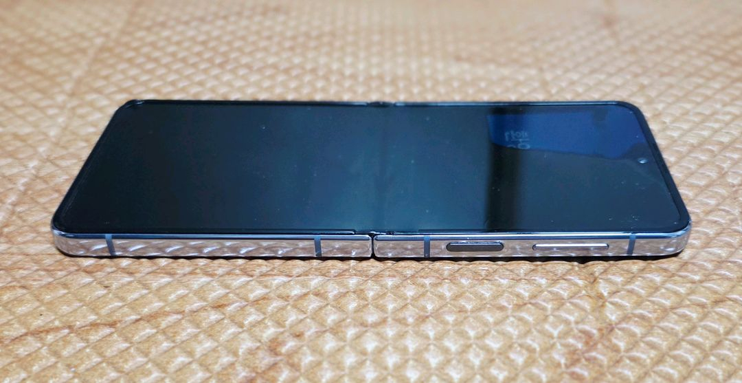 삼성 갤럭시 Z플립4 라벤더 512GB--2