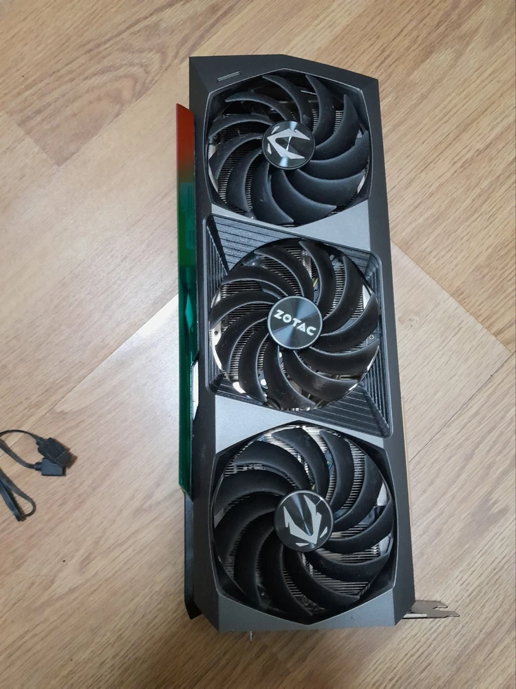 ZOTAC HOLO 3090TI - 안심되는 중고거래