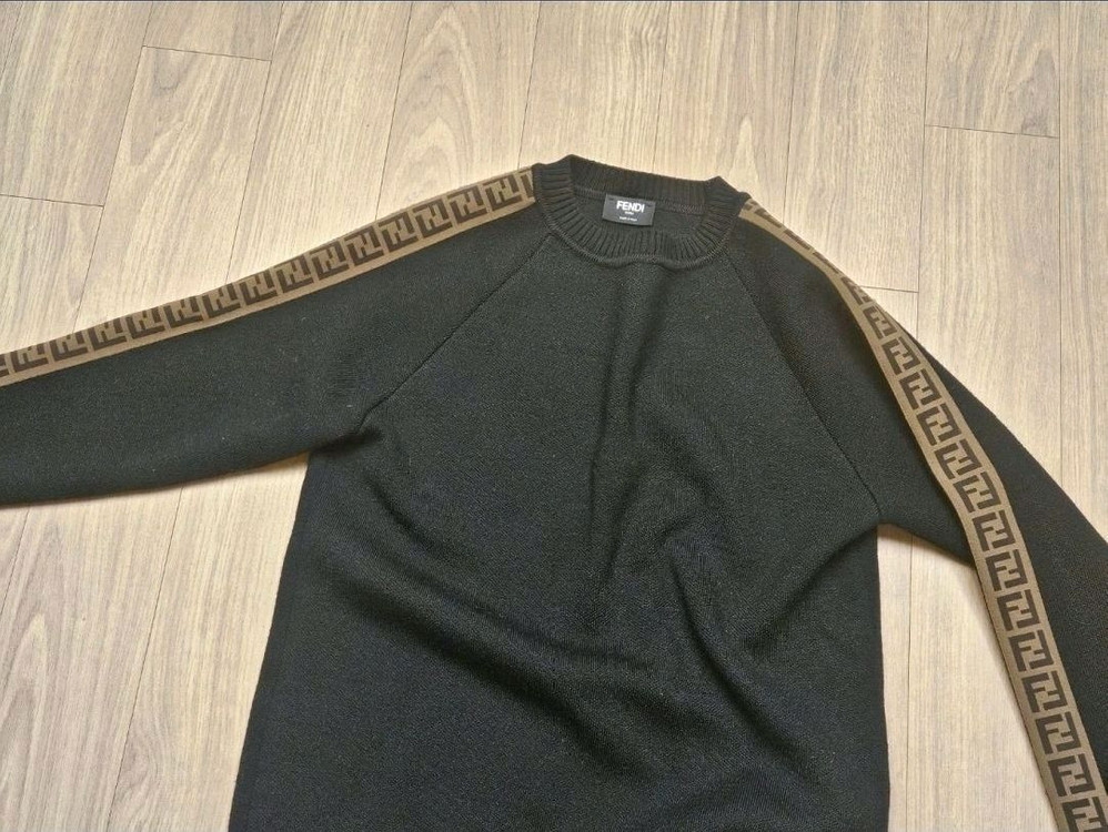 펜디 키즈 모노그램 울니트 8y 최종가--3