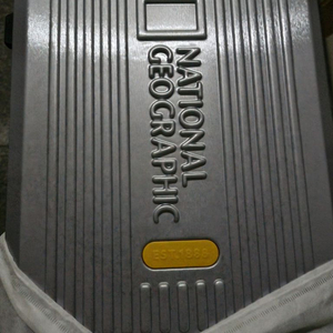 새상품 20인치캐리어 내셔널지오그래픽 여행용캐리어