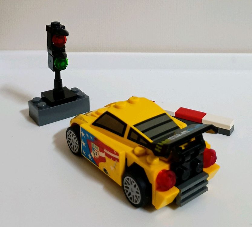 (희귀 상태우수) 올드 레고 lego 9481 디즈니/픽사 카 CAR 제프 고벳 Jeff Gorvette--3