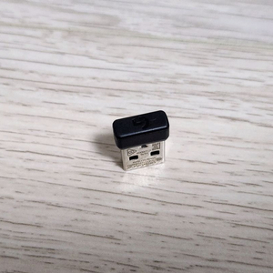 로지텍 G304 수신기