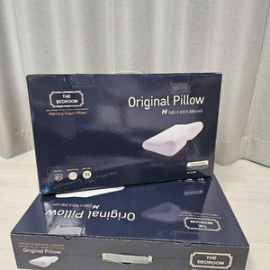 더베드룸 오리지널 메모리폼 베개 M