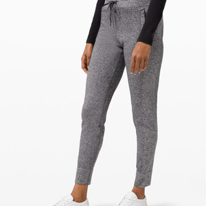 룰루레몬 여성 웜스 조거 팬츠 2