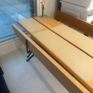 독일가구 브랜드 닐스홀거무어만 moormann 캄펜와드 테이블 + 벤치 세트 판매합니다.