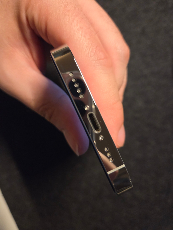 아이폰14프로 128기가--1