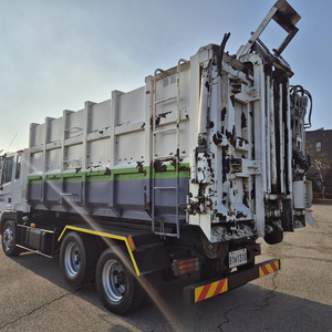 5톤암롤형 음식물박스 6000kg 중고음식물박스매매 이미지