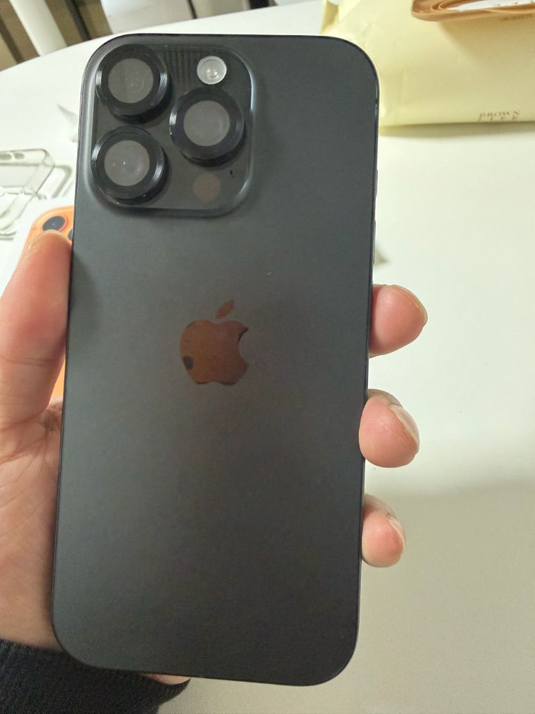 아이폰 16프로 128기가--4