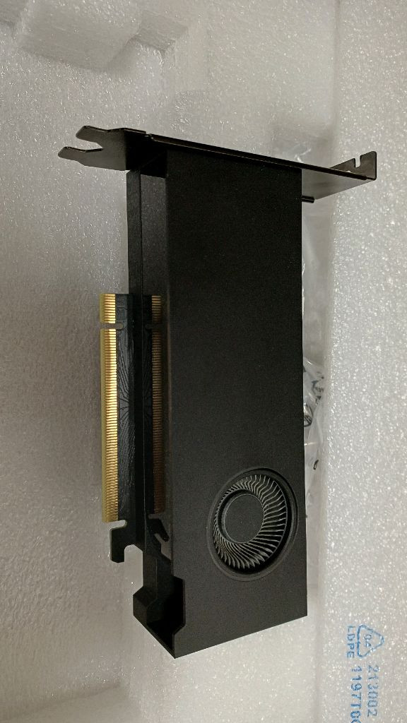 NVIDIA Quadro RTX 4000 SFF Ada Generation D6 20GB (병행수입)--7