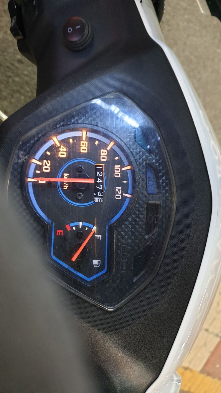 하우주 U 100cc 스쿠터 이미지