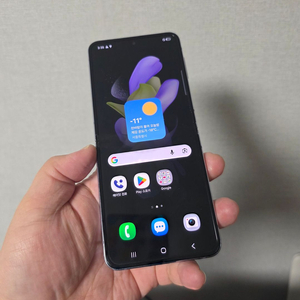 갤럭시 Z플립4 라벤더 256기가 A급 팝니다