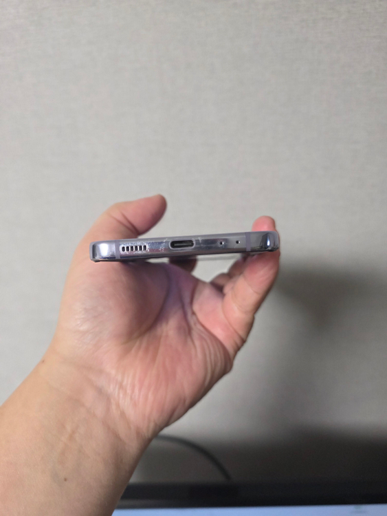 갤럭시 Z플립4 라벤더 256기가 A급 팝니다--5