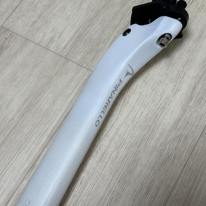 도그마 F12 순정 싯포스트