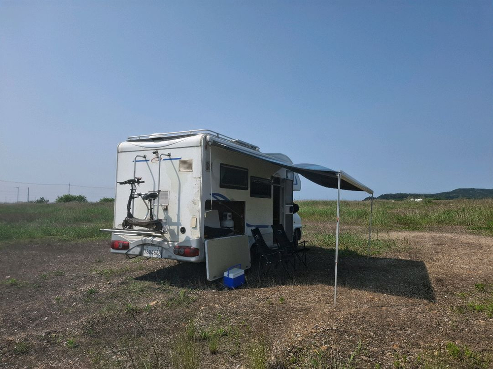 캠핑카 모터홈 이미지