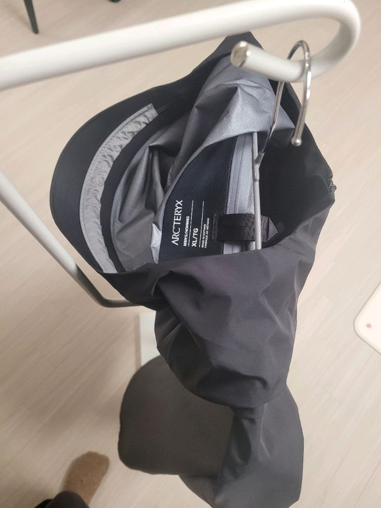 아크테릭스베타바람막이 이미지