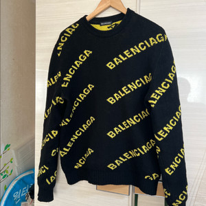 발렌시아가 멀티로고 니트