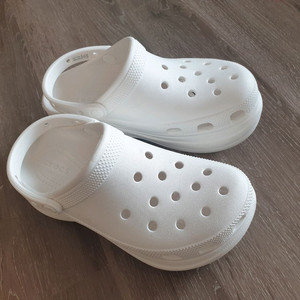 크록스 크러쉬 클로그 키높이(화이트) 240