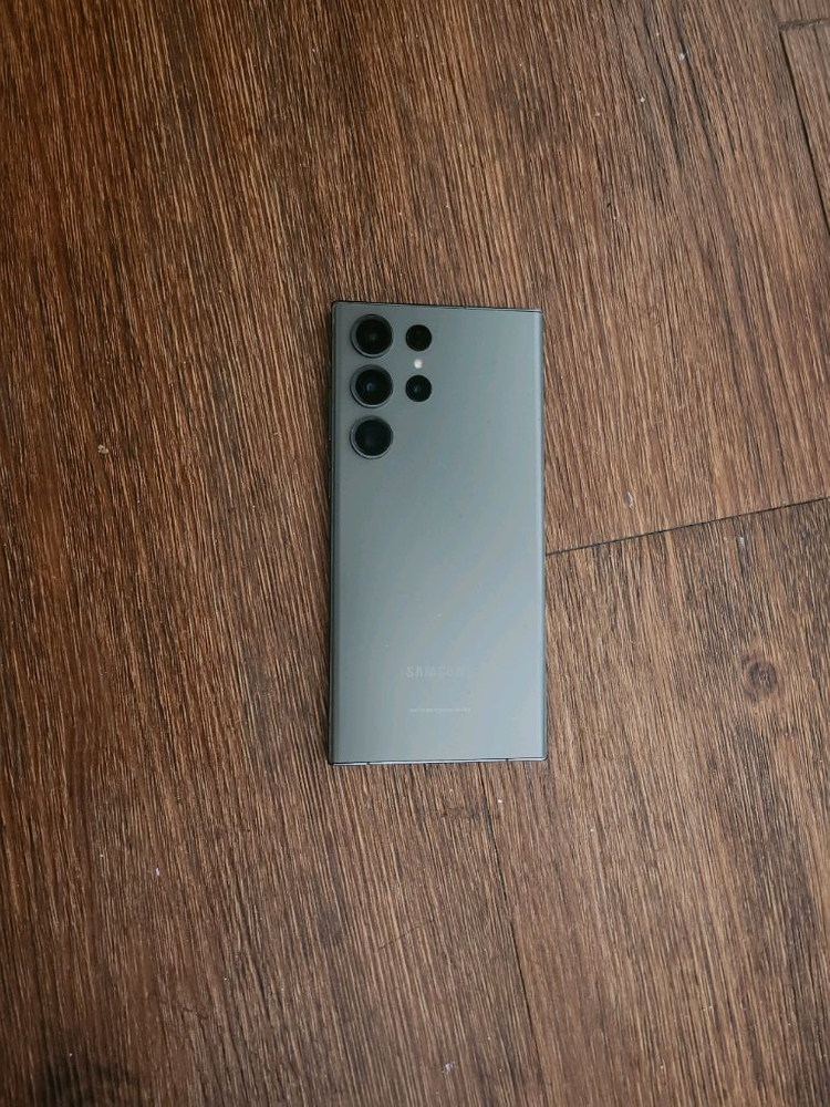 갤럭시S23울트라 딥그린 이미지