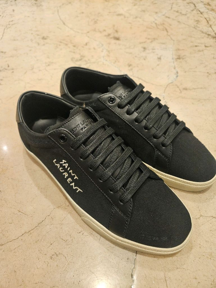 생로랑 디스트로이트 로우탑 스니커즈 남성 블랙 미착용 새상품 사이즈 40.5--3