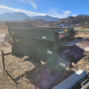 초전퇴비살포기