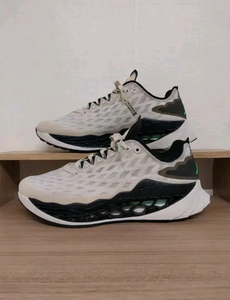 남성 나이키 조던 줌 트루서 얼티메이트 운동화 (275) 이미지